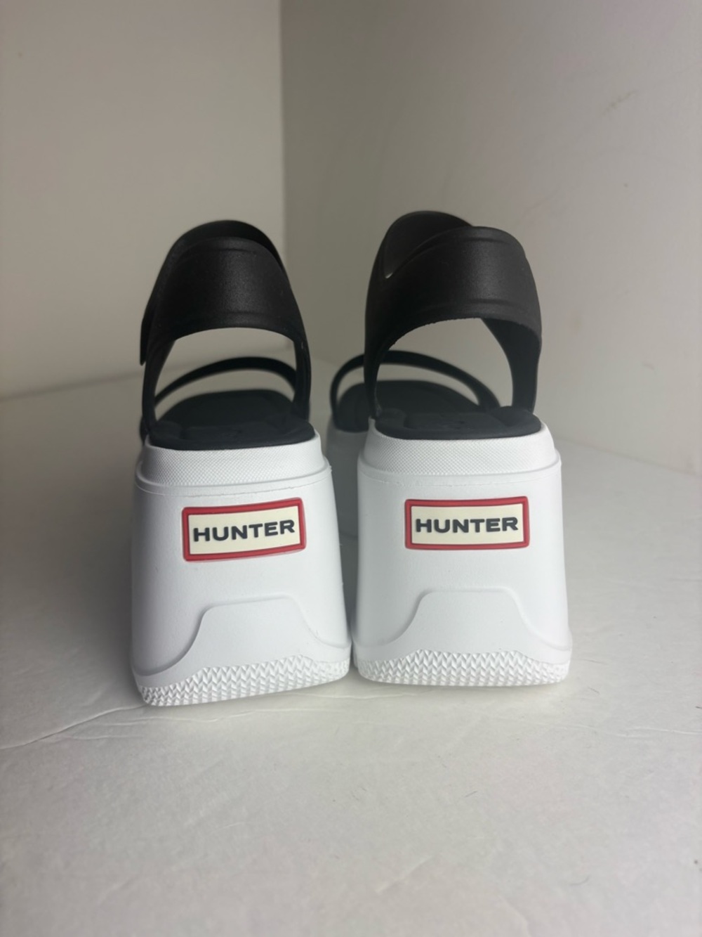 Hunter Abel Black and White Platform Sandals - Picture 9 of 11